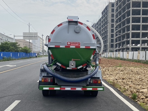 炎帝牌SZD5070GXW6QL型吸污车
