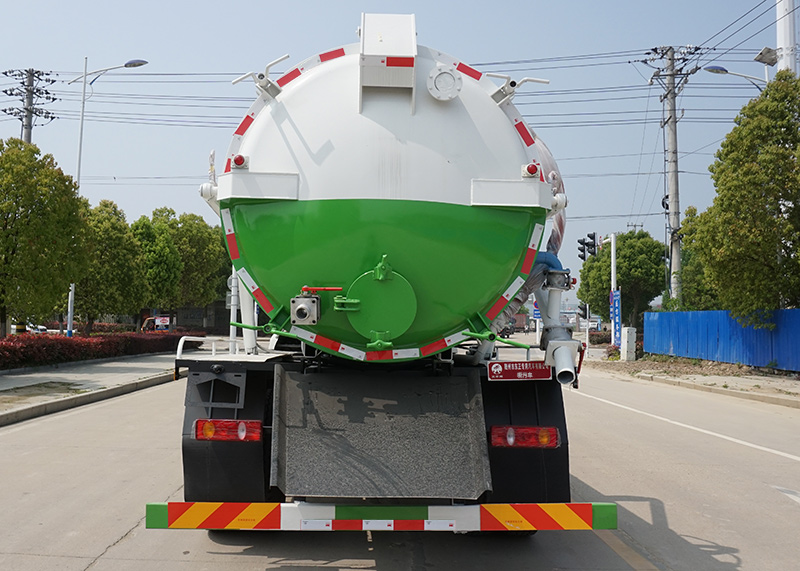 炎帝牌SZD5162GXWD6X型吸污车