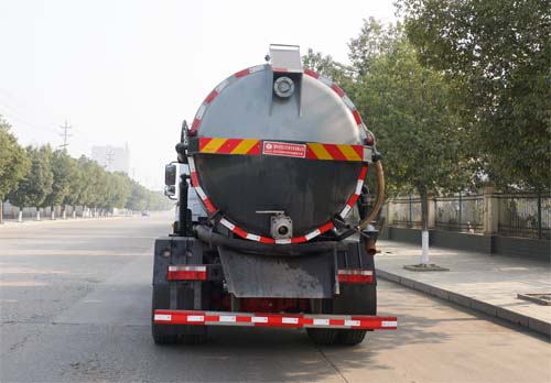 炎帝牌SZD5186GXWN6型吸污车