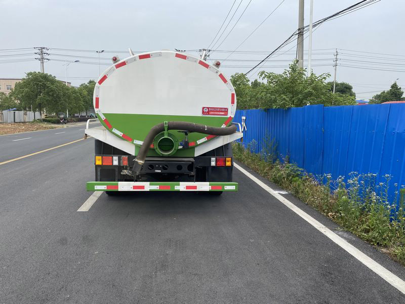 炎帝牌SZD5112GXE6BJ型吸粪车