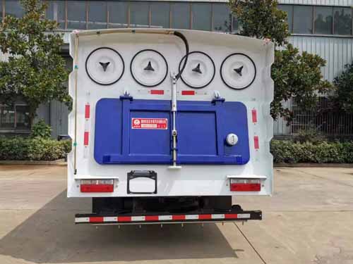 炎帝牌SZD5125TXC6型吸尘车
