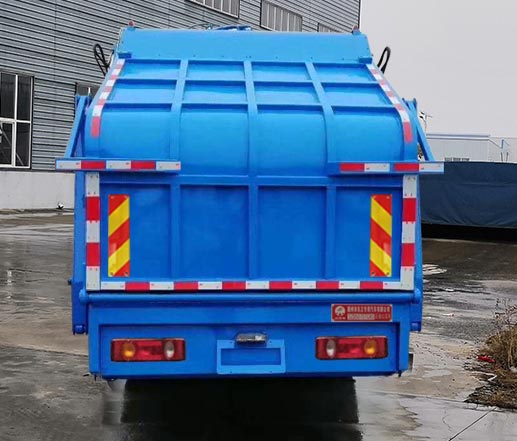 炎帝牌SZD5258ZYSE6S型压缩式垃圾车