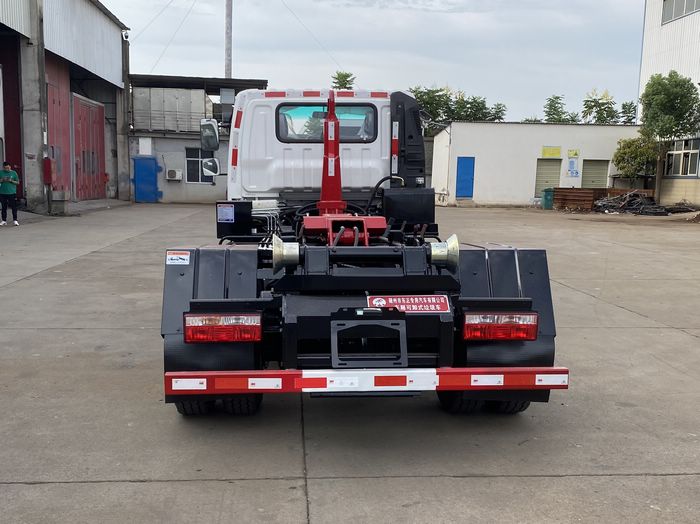 炎帝牌SZD5110ZXXFD6型车厢可卸式垃圾车