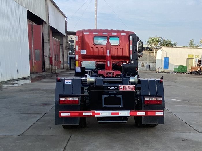 炎帝牌SZD5110ZXXCDW6型车厢可卸式垃圾车