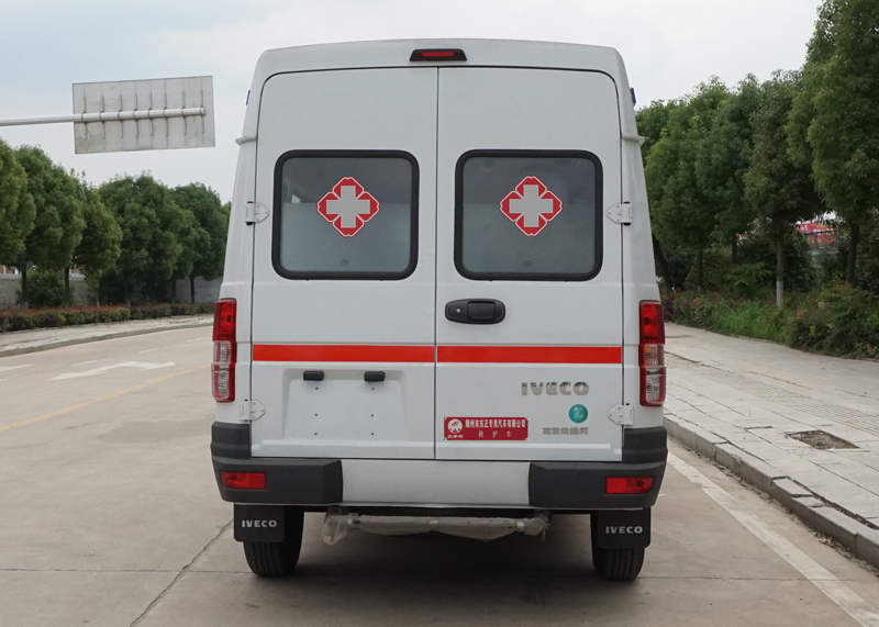 炎帝牌SZD5046XJHN6型救护车