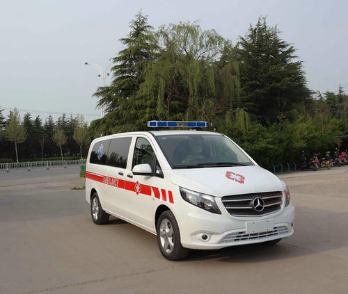 春星牌ZZT5035XJH-6型救护车